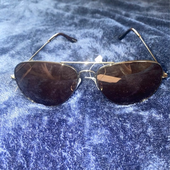 Banana Republic Aviator Sunglasses - Picture 6 of 8